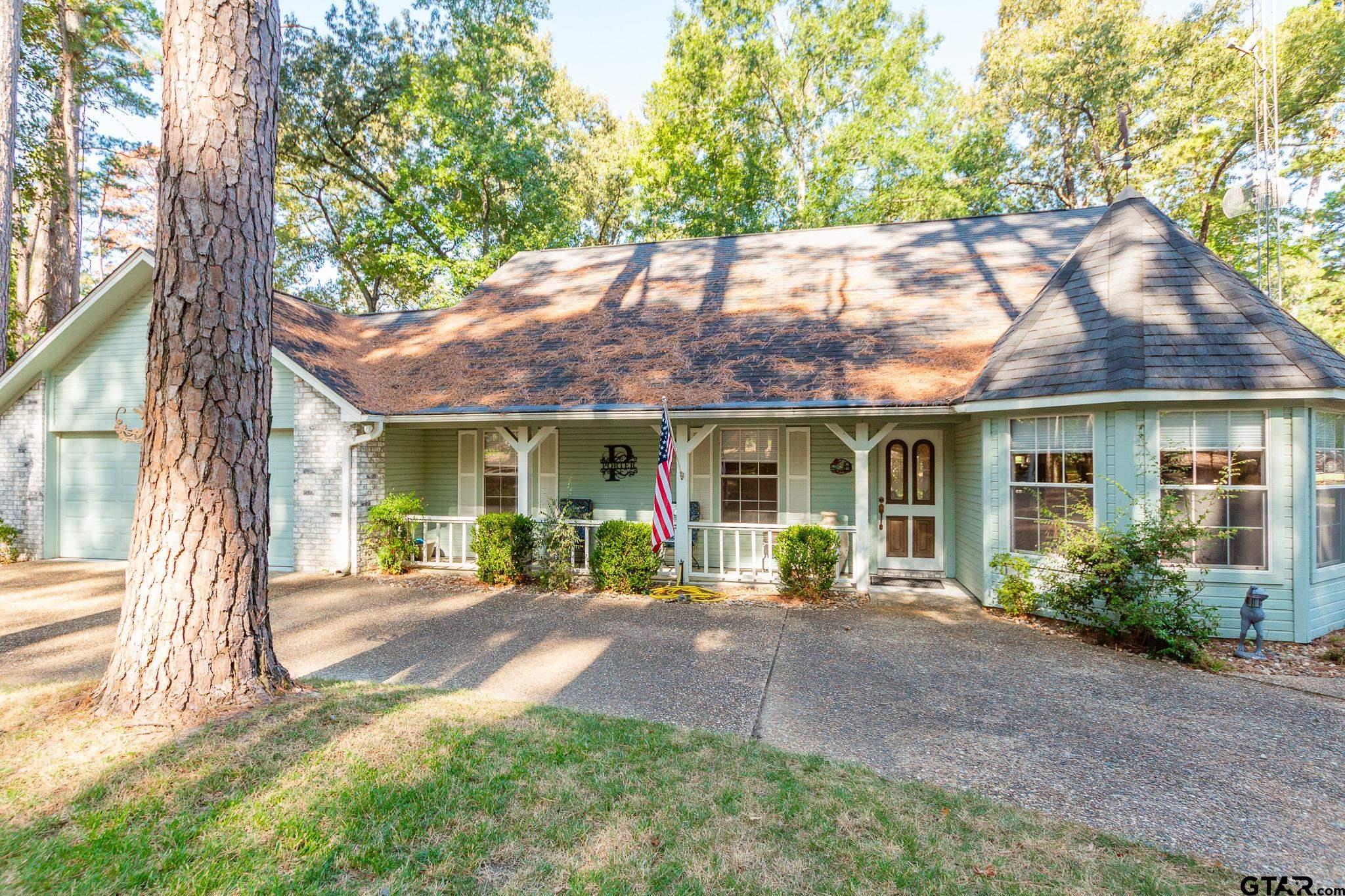271 Greenbriar Trl — photo