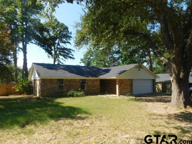 1602 Bowie Circle — photo