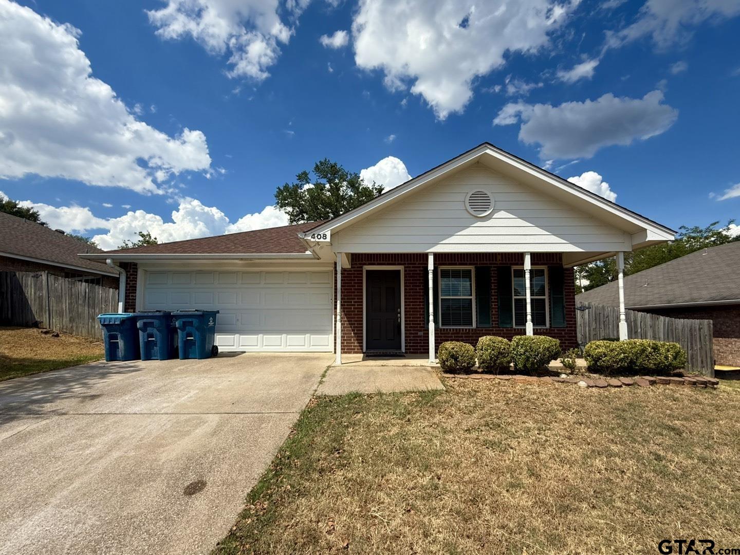 408 Redbud Cir — photo