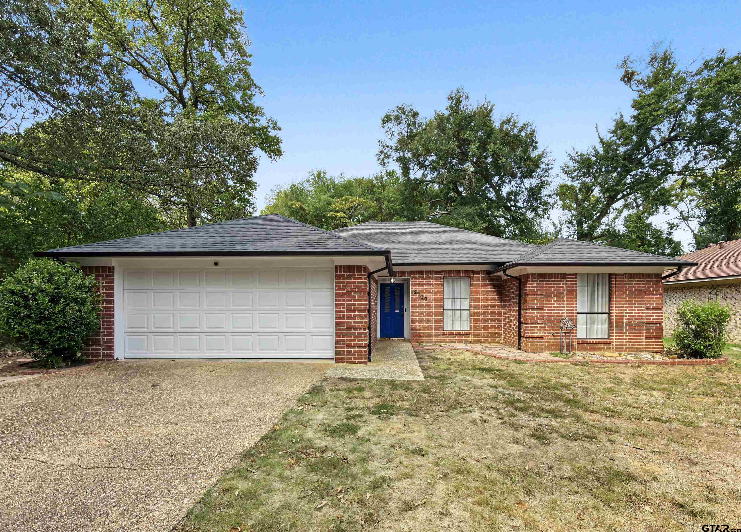 2100 Pinkerton Dr — photo