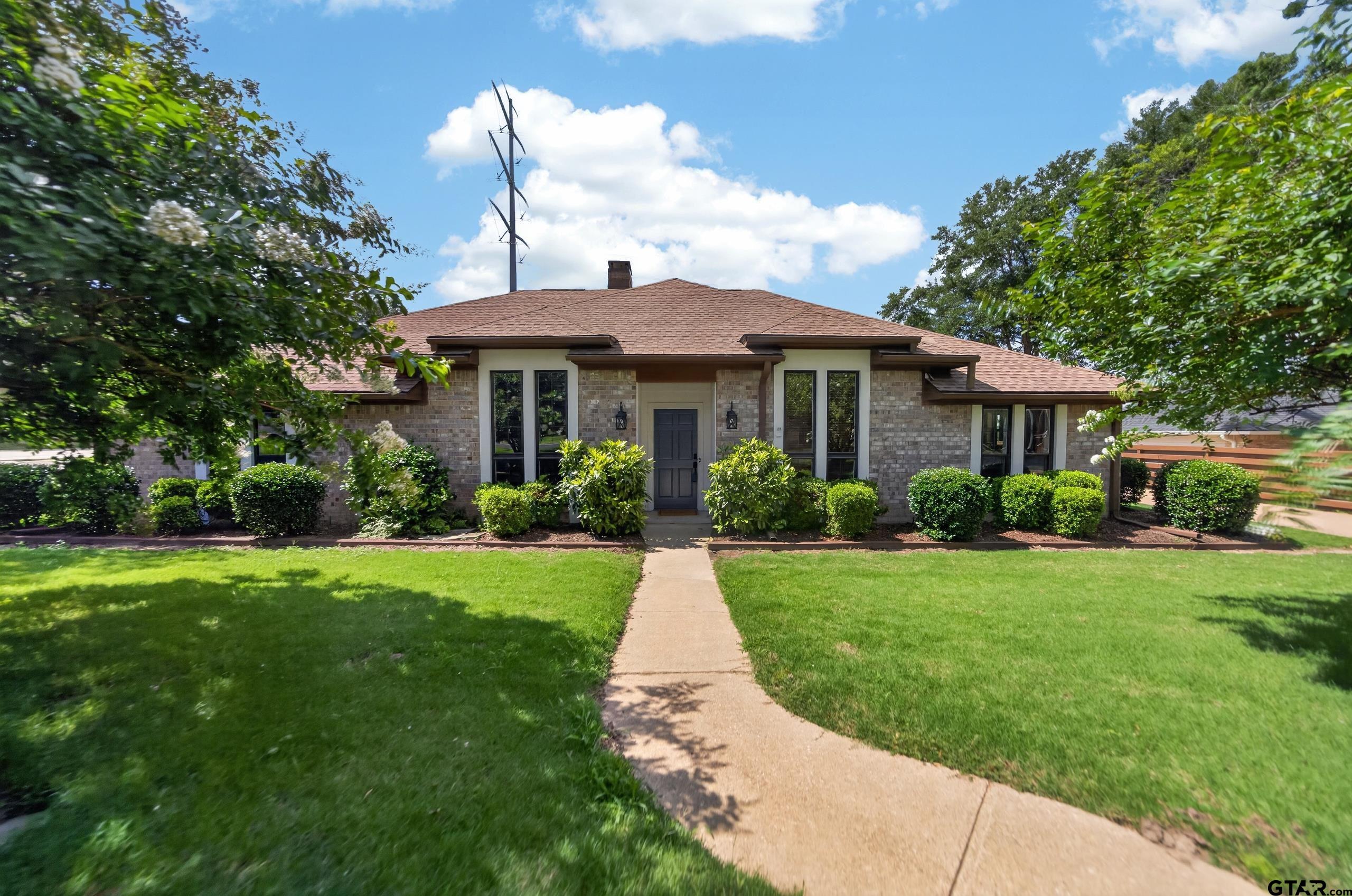 607 Hampton Hill Drive — photo