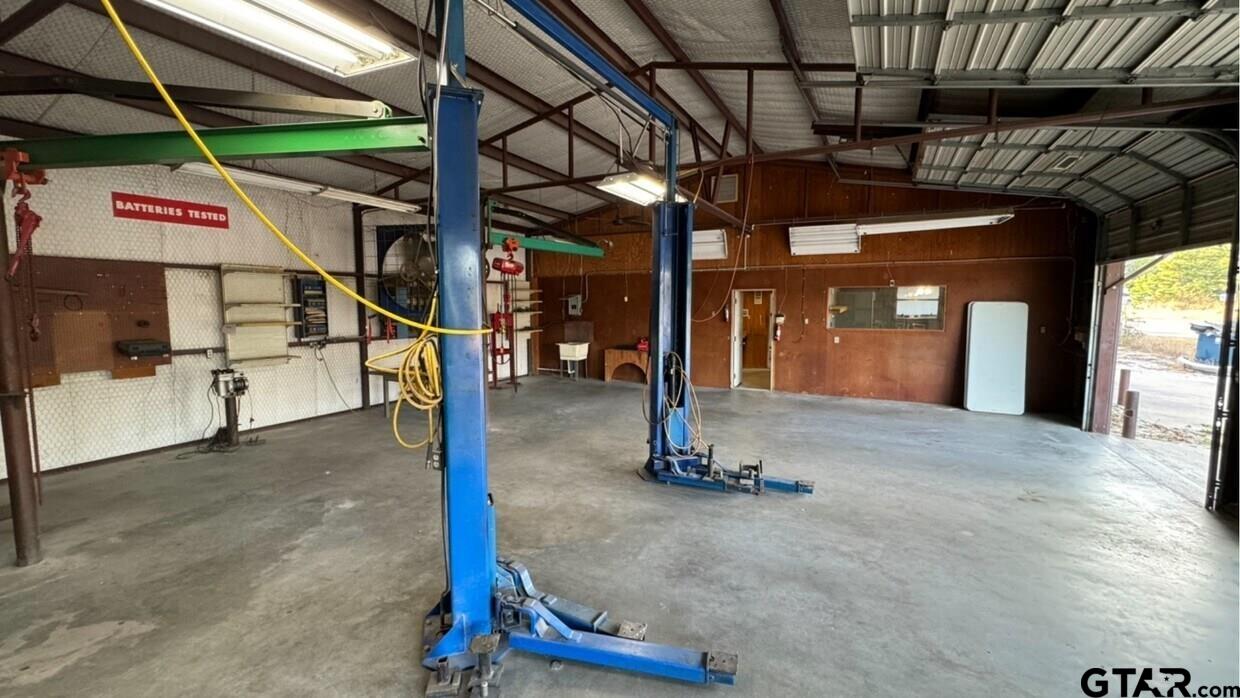345 Loop 564, Mineola, TX 75773 — photo 2