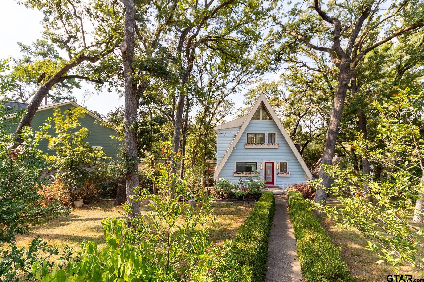 520 Hideaway Lane East — photo