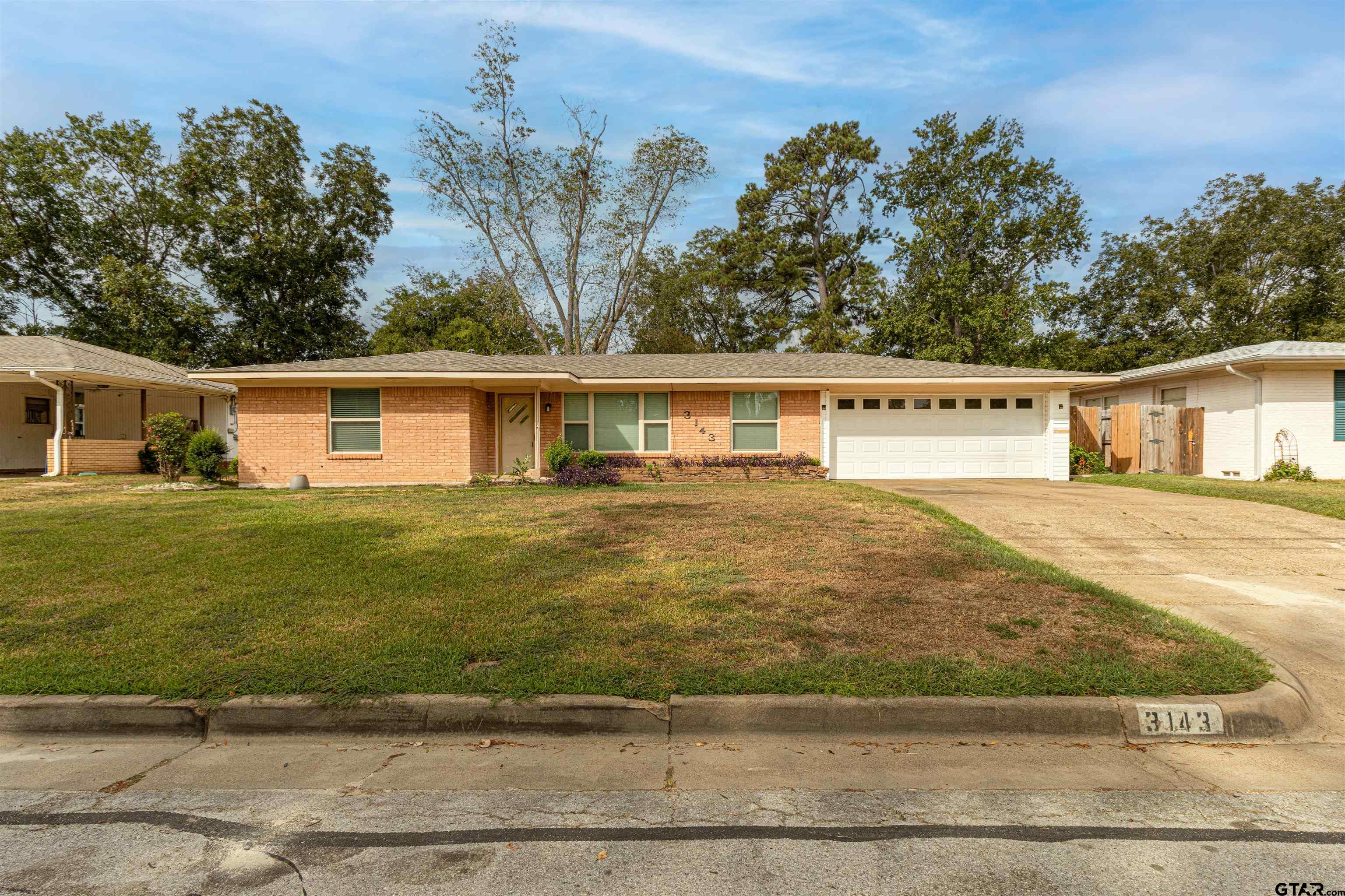 3143 Donnybrook Ave — photo