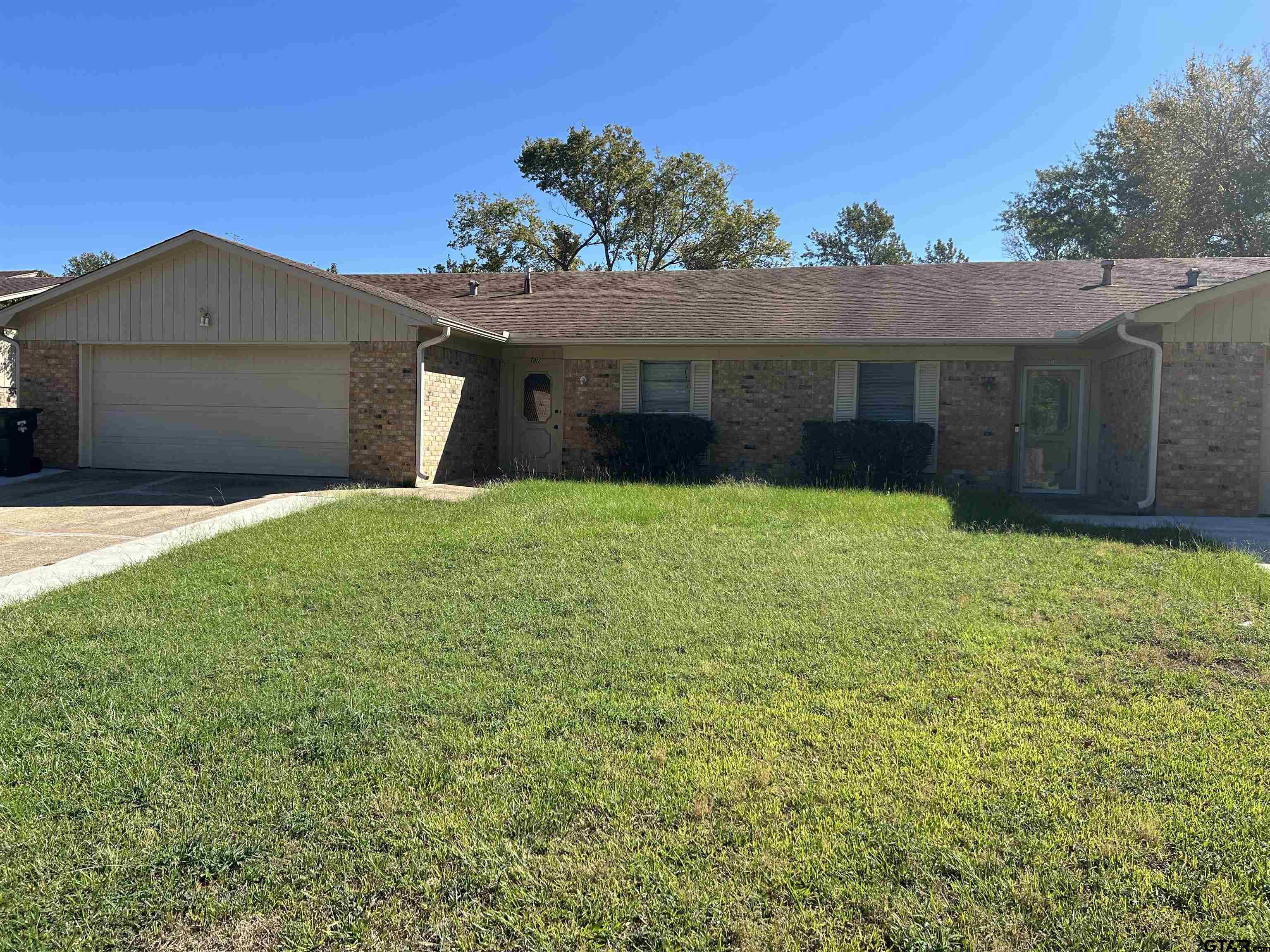 7312 Hollyoak Dr. — photo