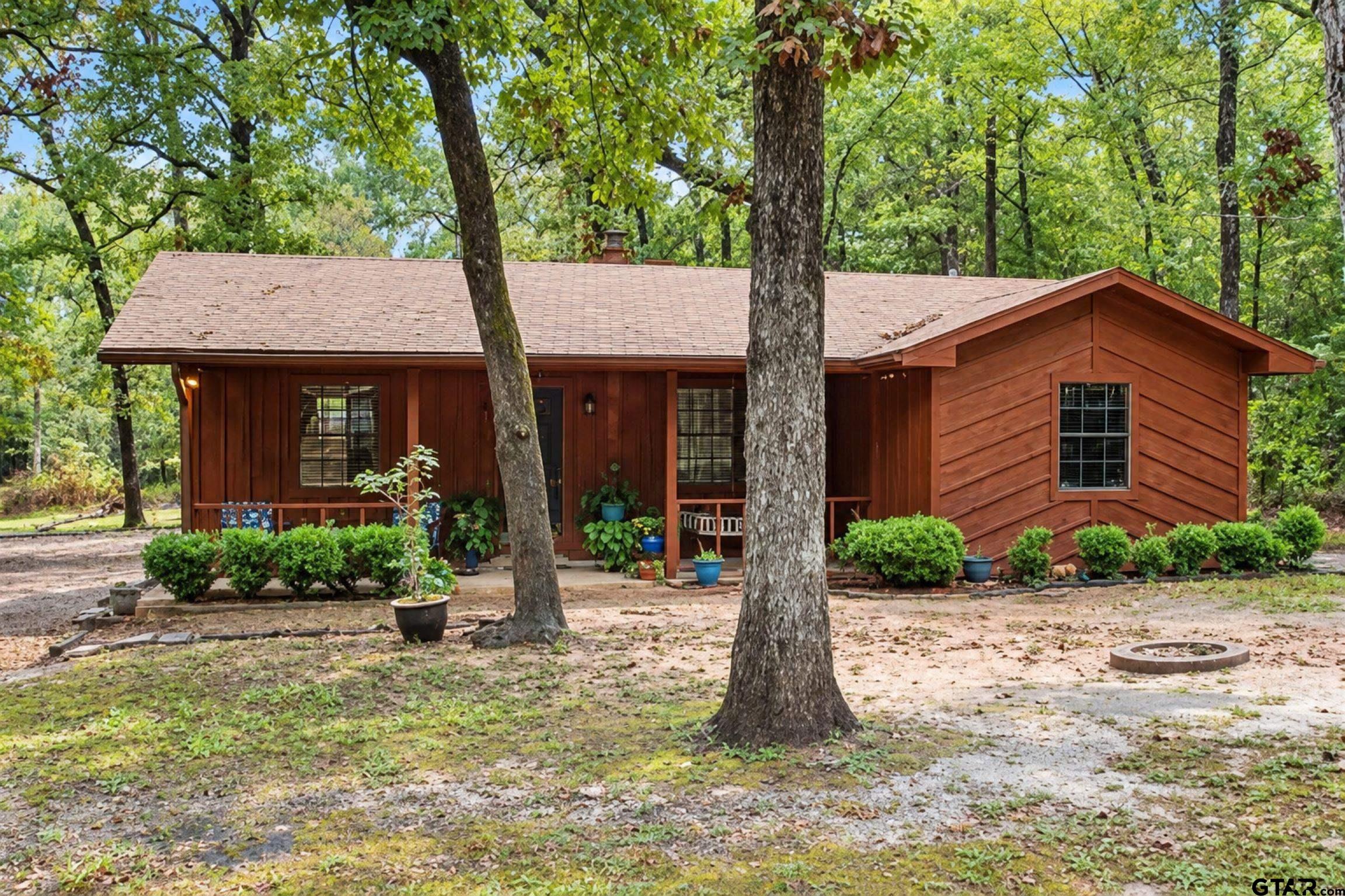 655 Dogwood Drive — photo