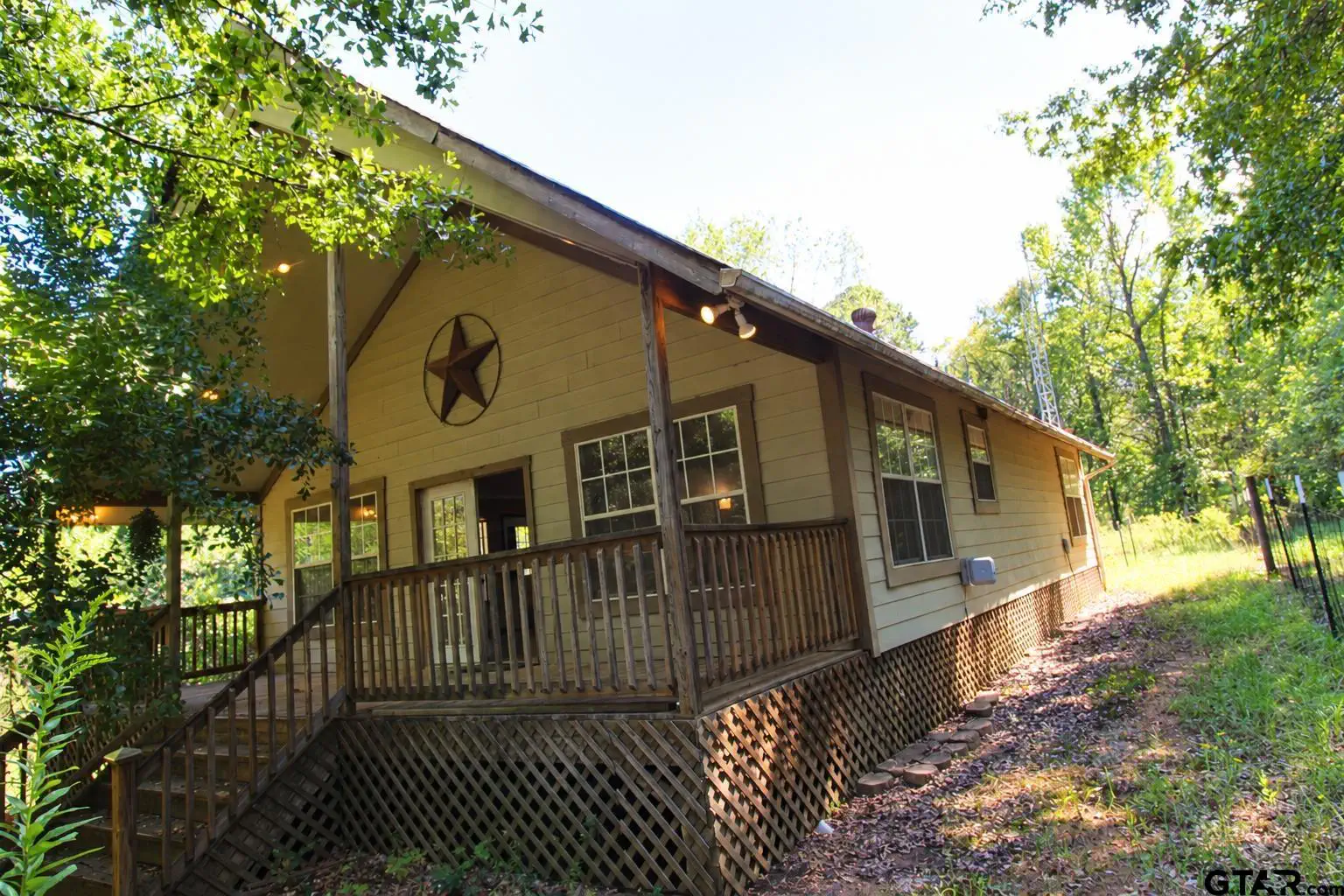 Tyler Leary 19725 County Road 444, Lindale, TX 75771 | Realty.com