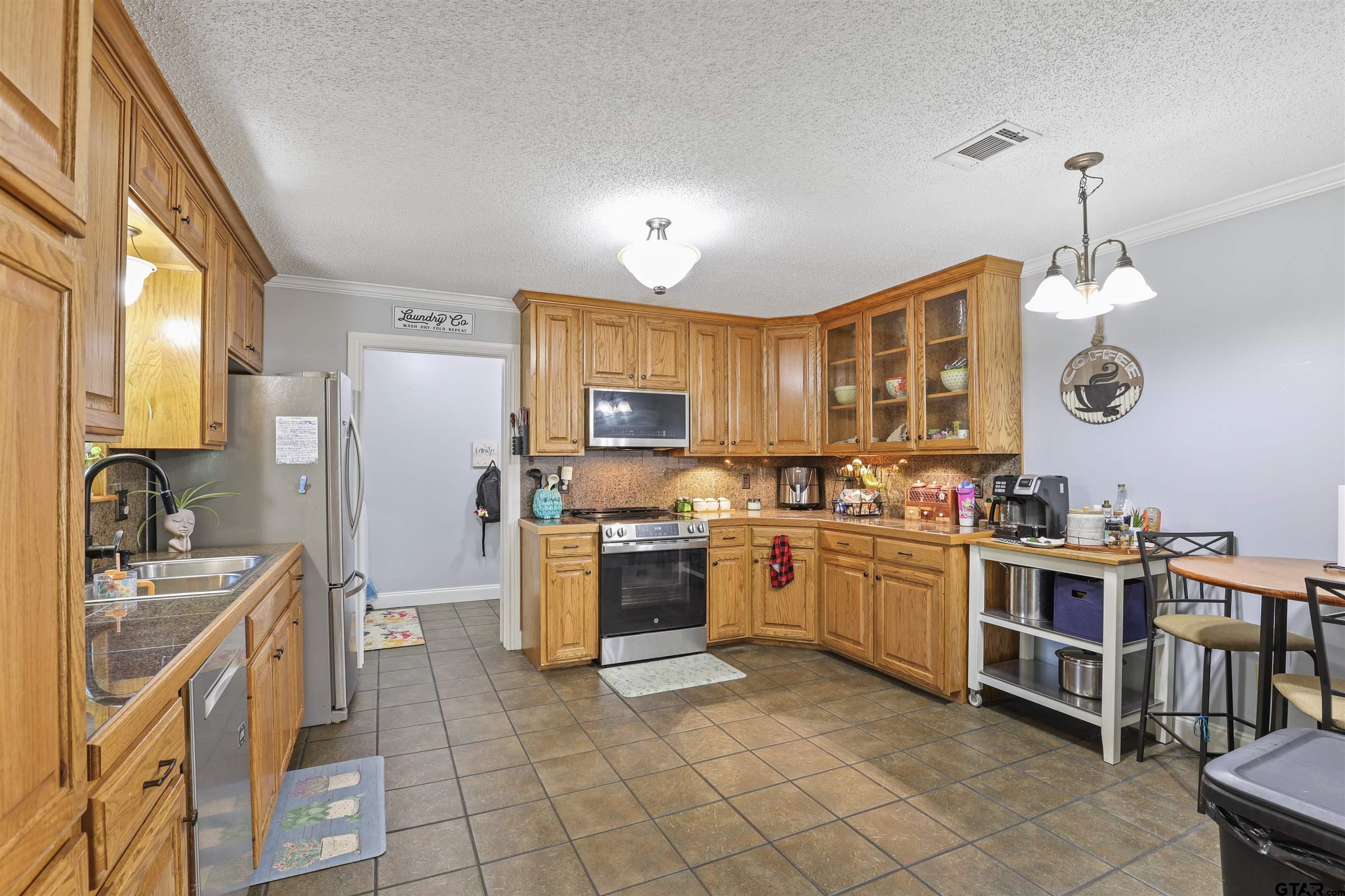 100 Madison, Longview, TX 75603 — photo 3