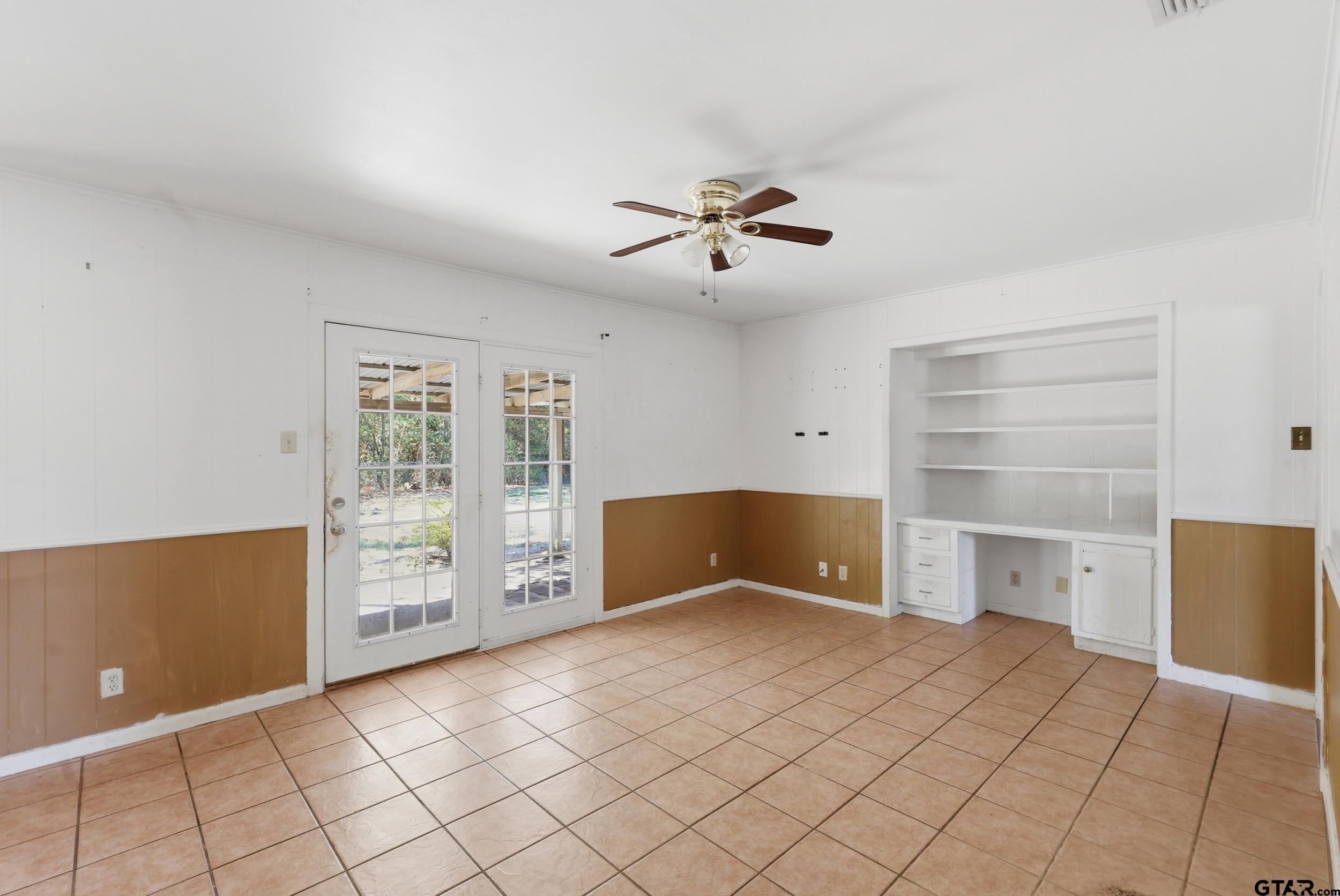 3404 Benbrook Dr — photo