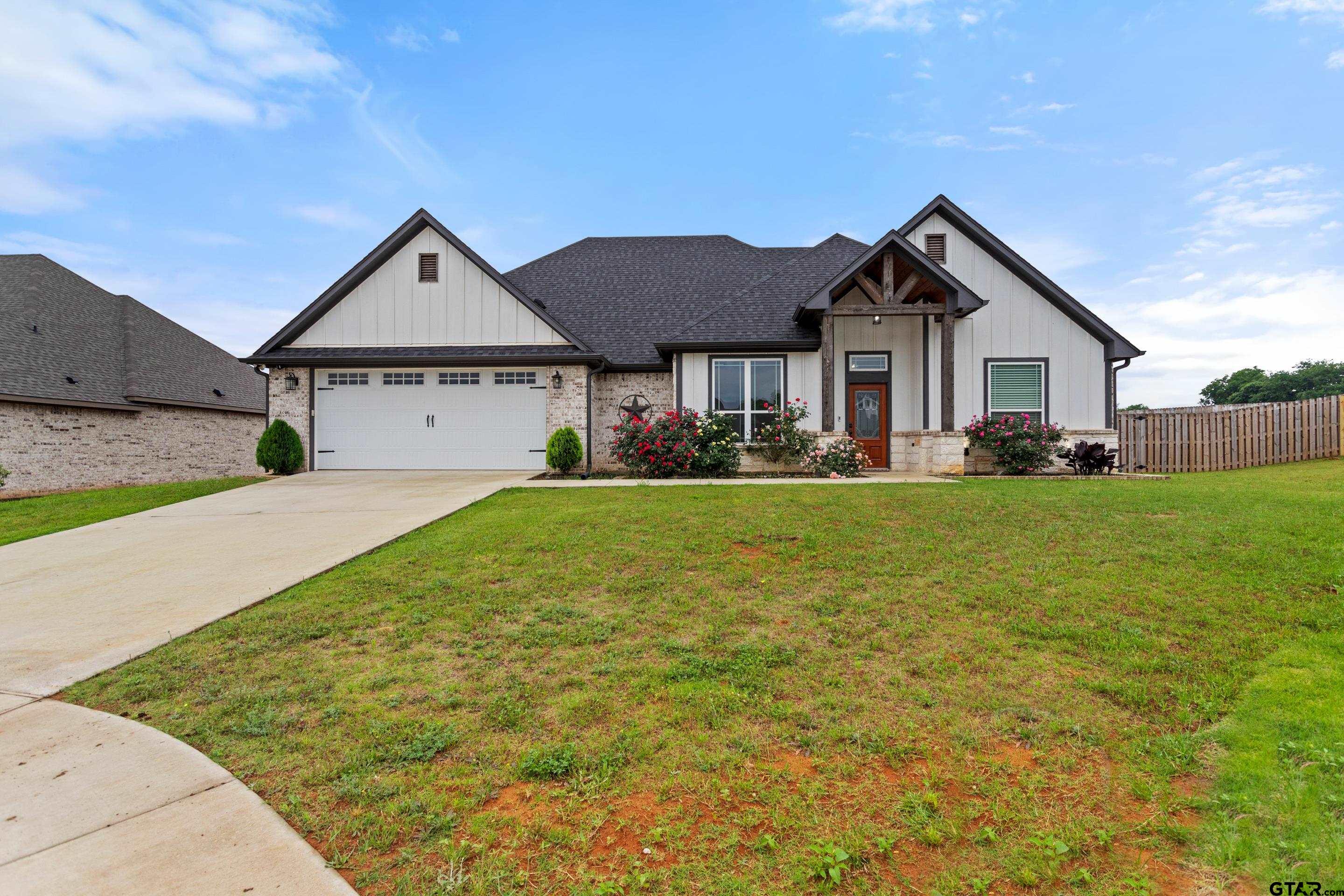 1207 Seagull Circle — photo