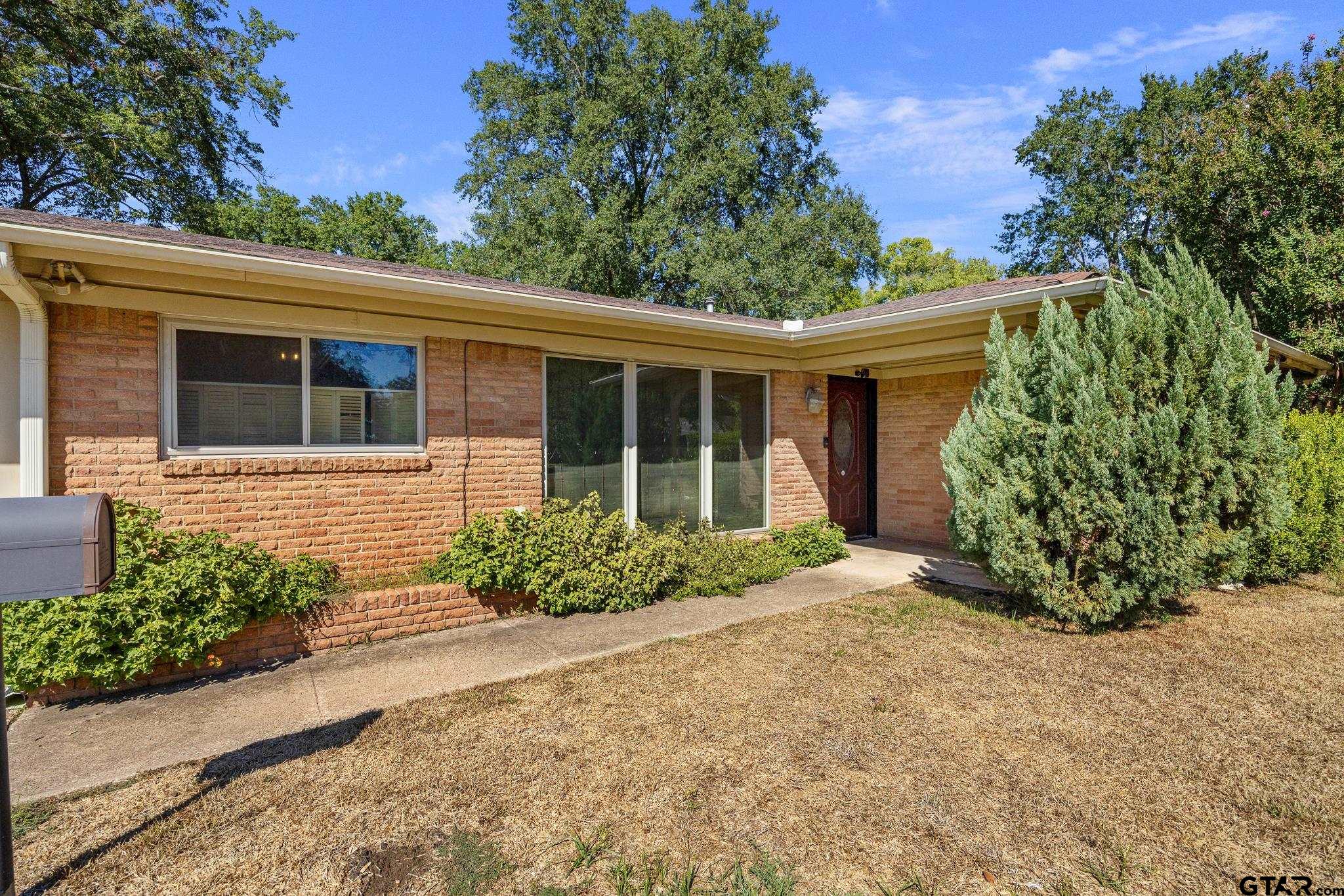 310 E Amherst, Tyler, TX 75701 — photo 2