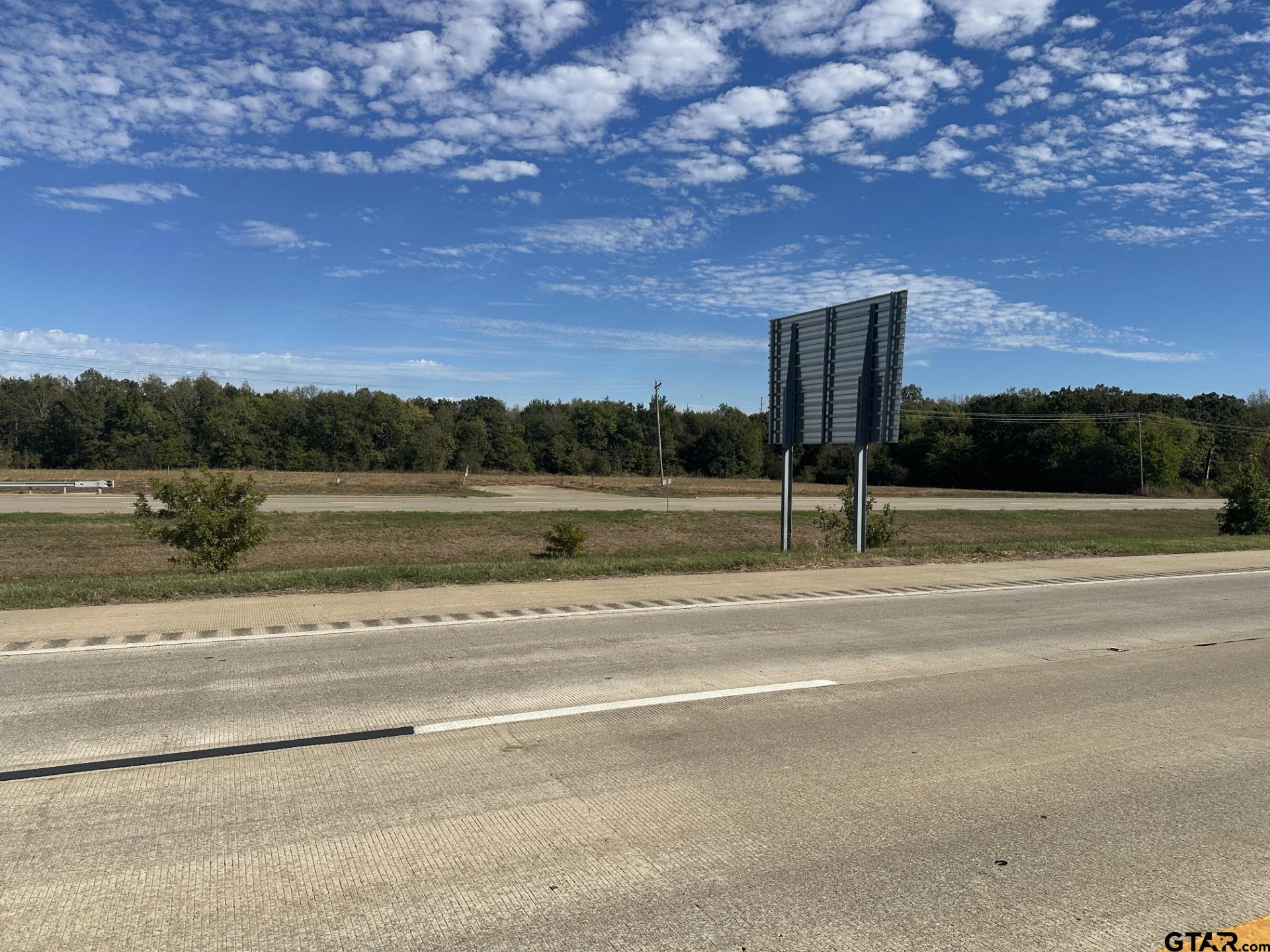 3221 S US Hwy 271 — photo