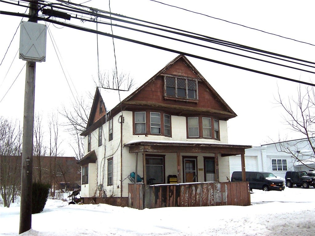 416 E Center Street — photo