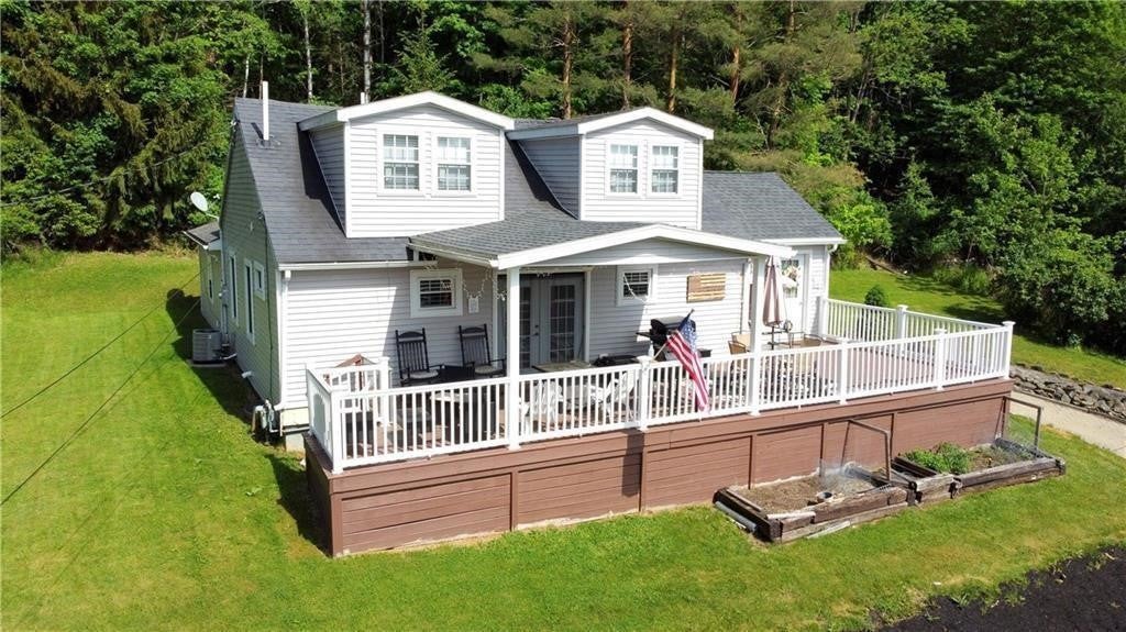 407 Gifford Street — photo