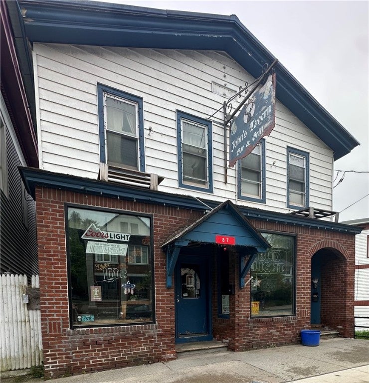 87 Main Street — photo
