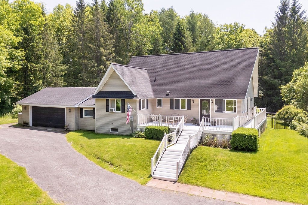 150 Dutch Hill Road — photo
