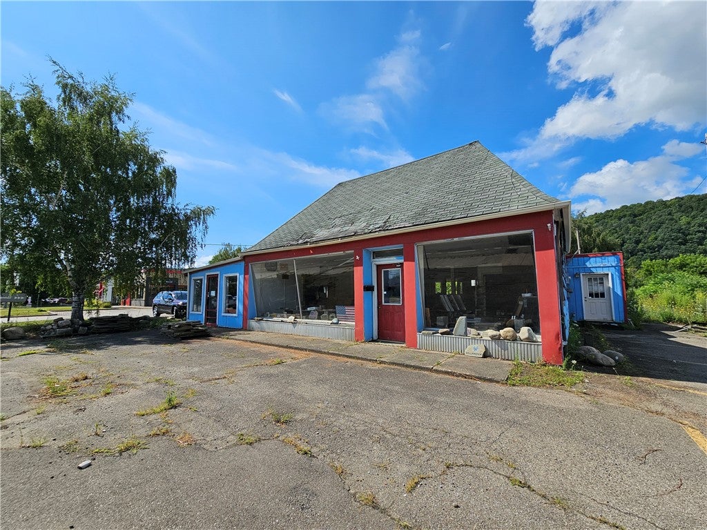 365 W Morris Street — photo