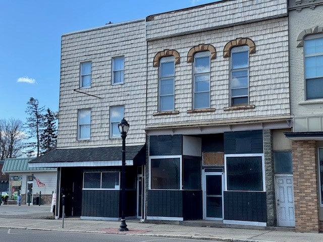 19 N Main Street — photo