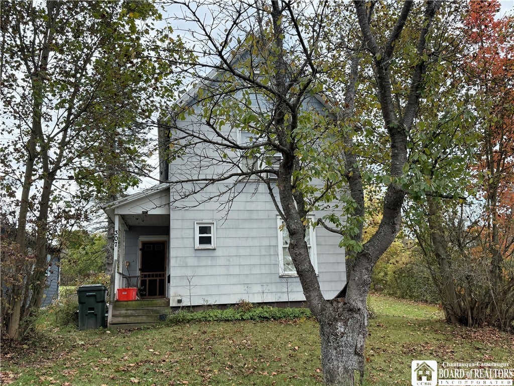 307 Summit Avenue — photo