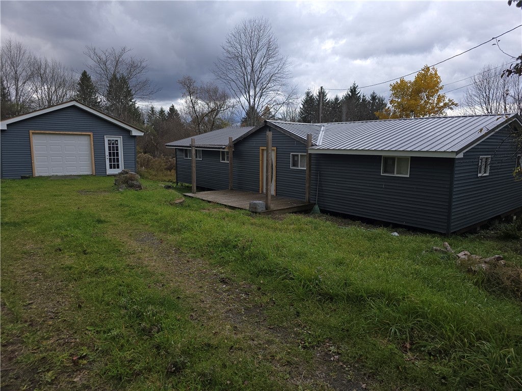 110 Pratt Lane — photo
