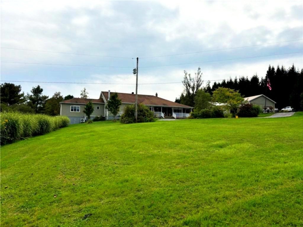 172 Hawks Road — photo