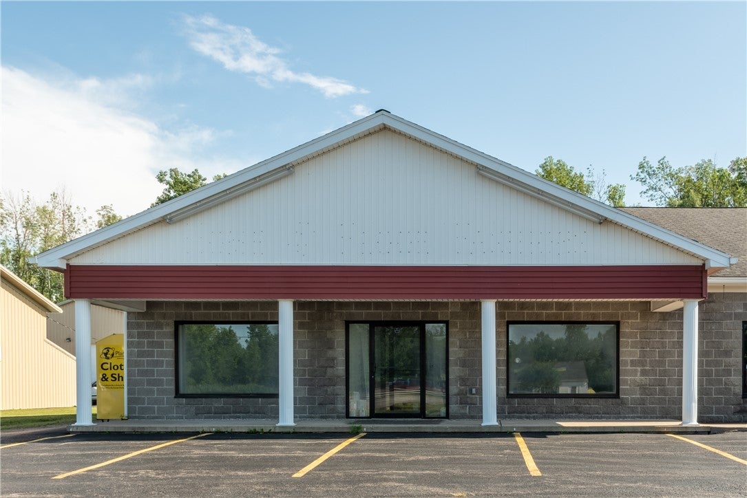1652 State Route 104 — photo