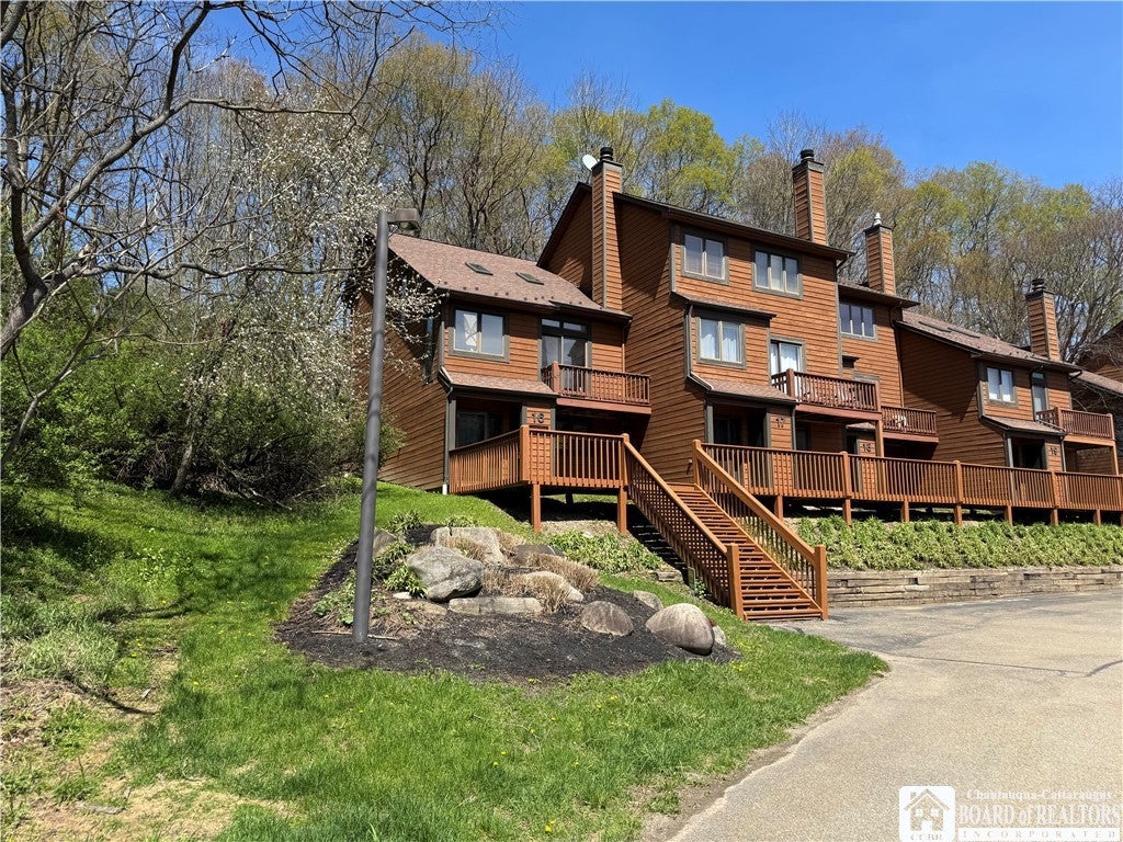 16 Stone Ridge — photo