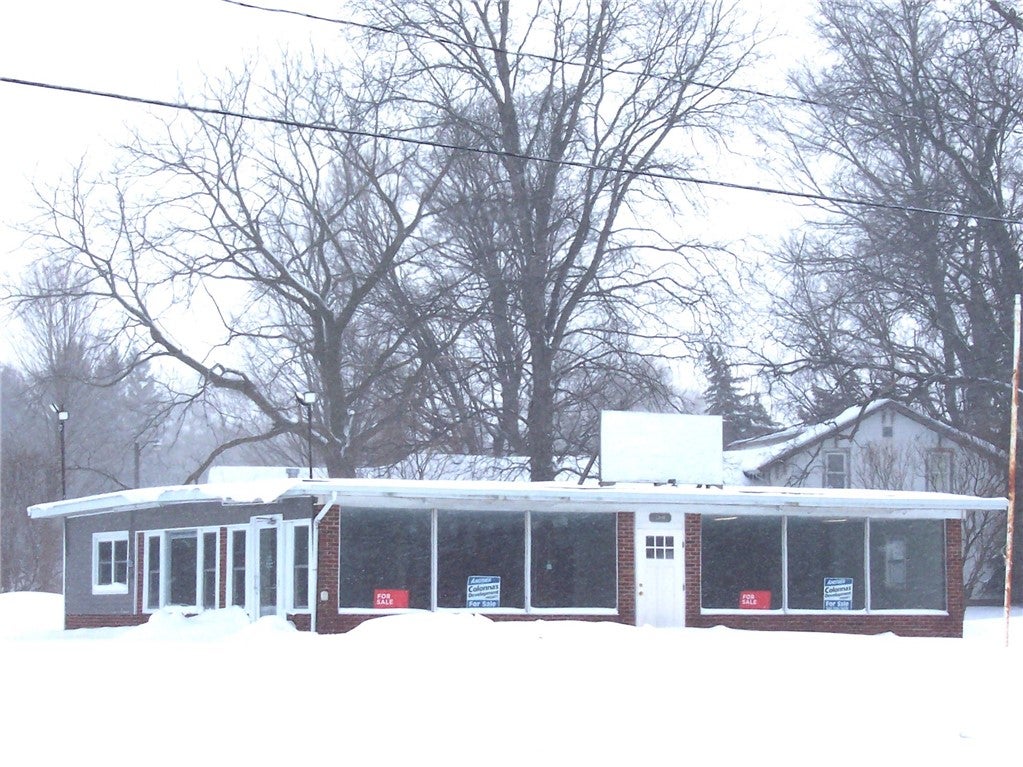 13896 Route 31 — photo