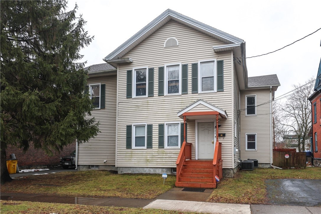 122 E Chemung Place — photo