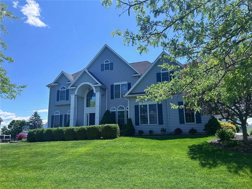16 Chelsea Drive — photo