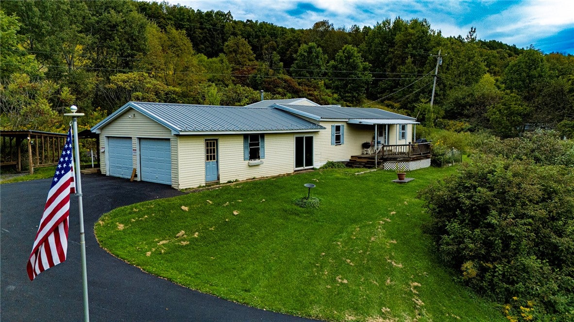 1052 County Highway 23 — photo