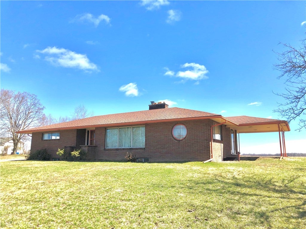 9091 Creek Road — photo