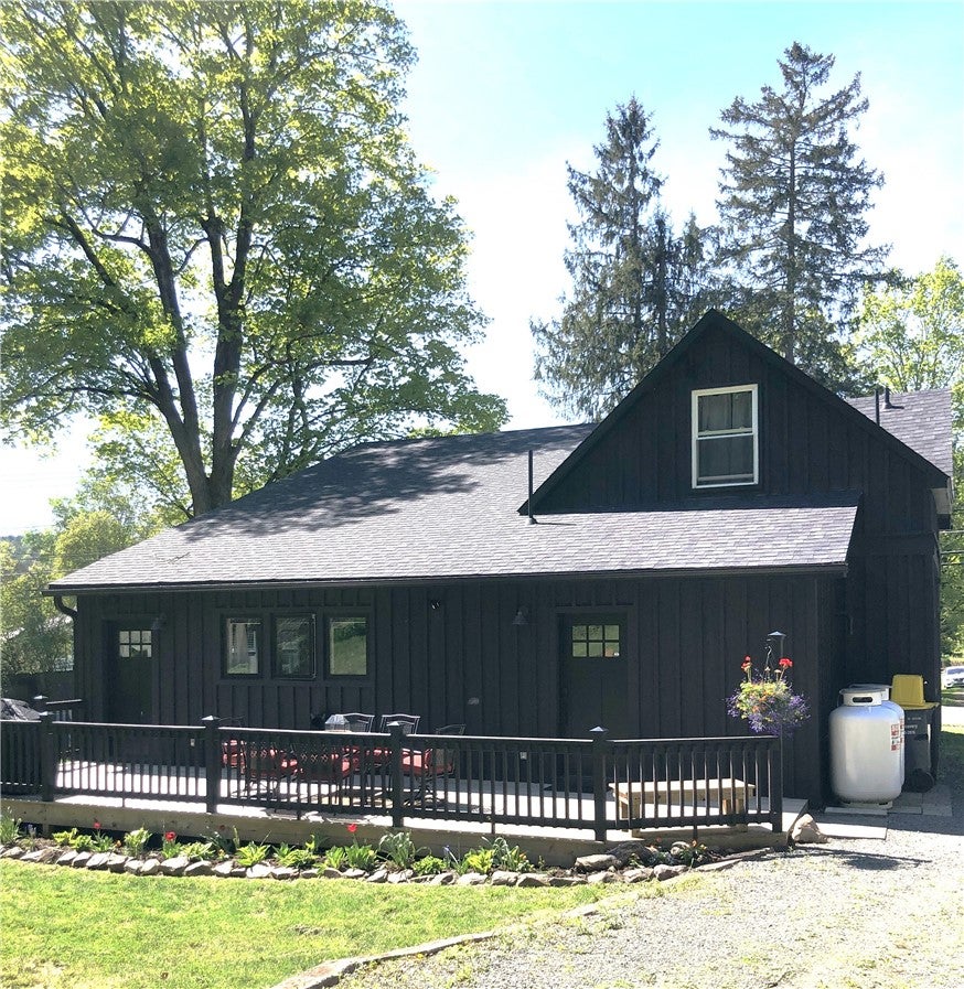 816 Main Street — photo