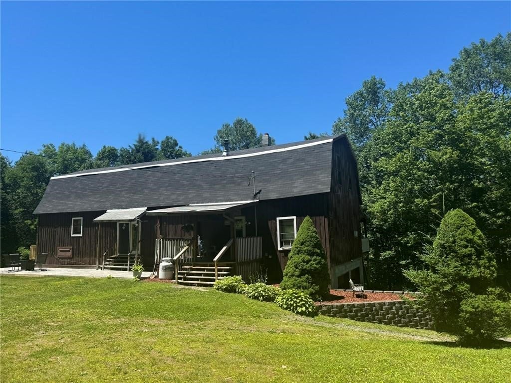 1136 County Highway 8 — photo