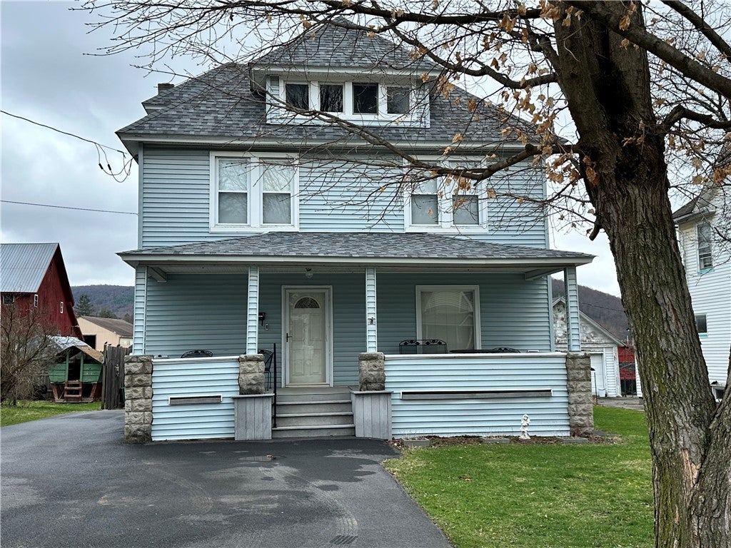 8 Howell Street — photo