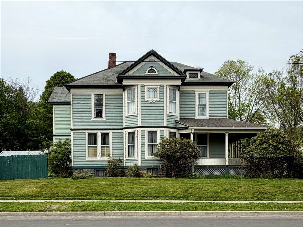 69 Elm Street — photo