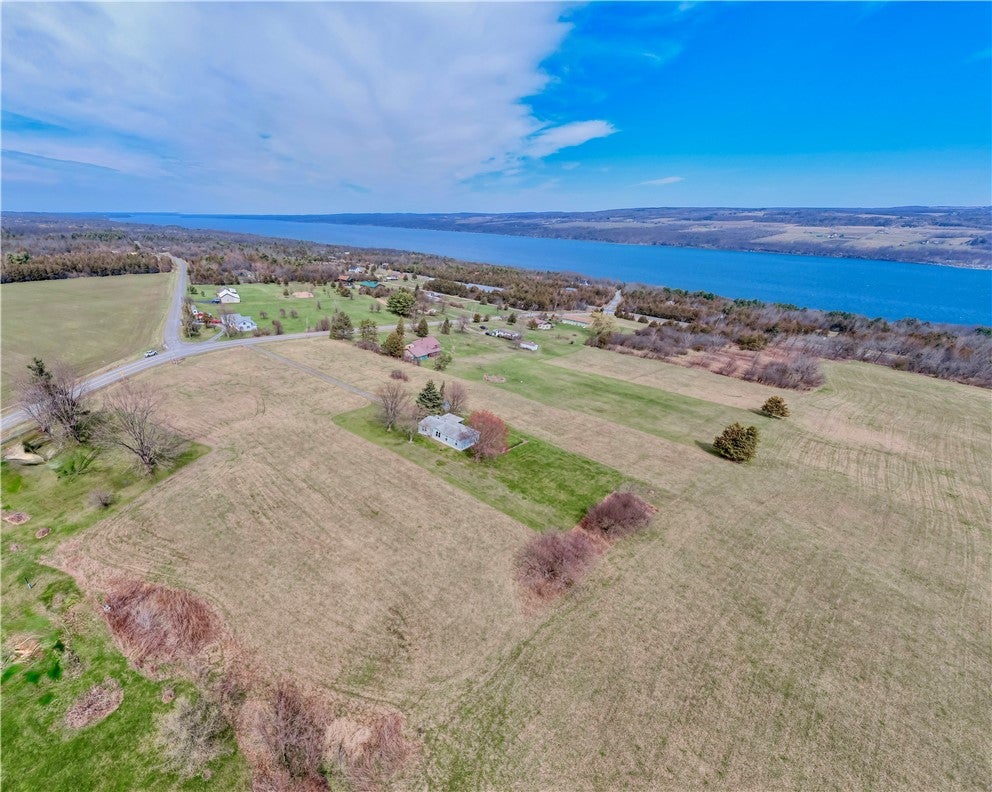 207 Dundee Starkey Road — photo