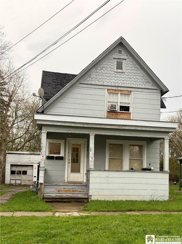 326 Tompkins Street — photo