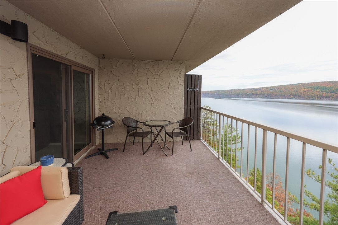 105 Cliffside Drive — photo