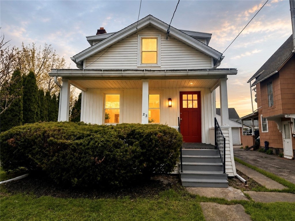 23 W High Street — photo