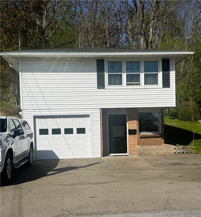 286 W Main Street — photo