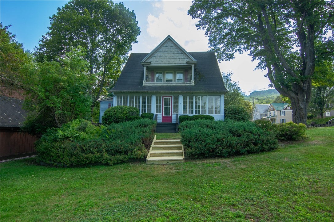 293 Delaware Street — photo