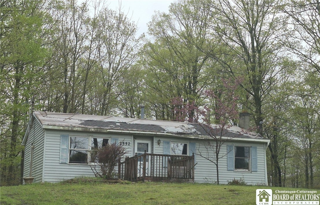 2552 Thornton Road — photo