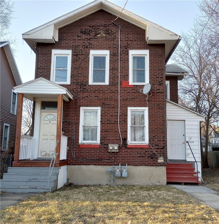 370 W 3rd Street — photo
