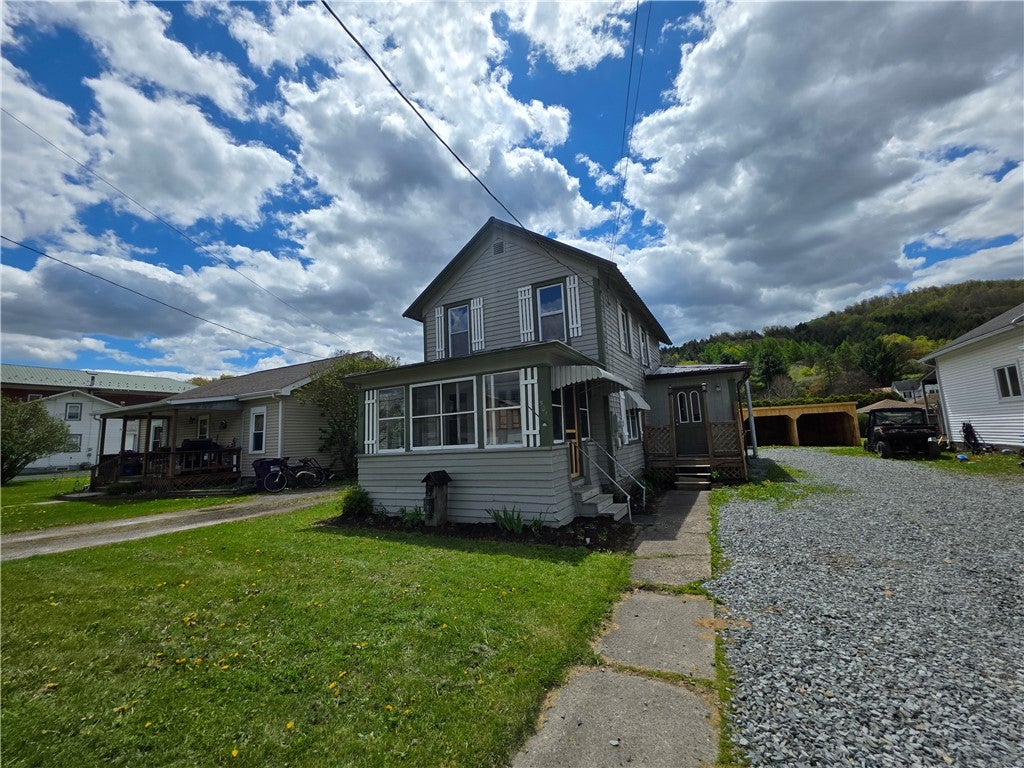 501 W Main Street — photo