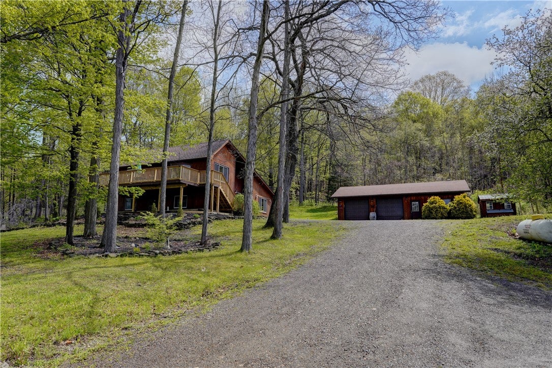 5685 County Road 33 — photo