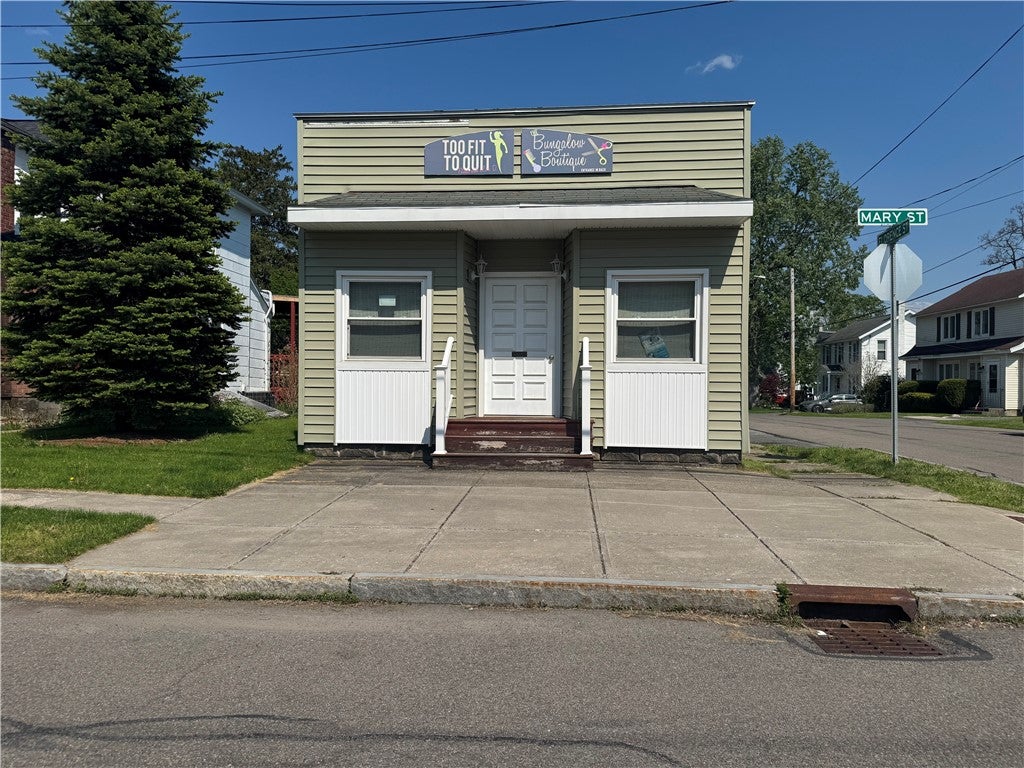 30 Mary Street — photo