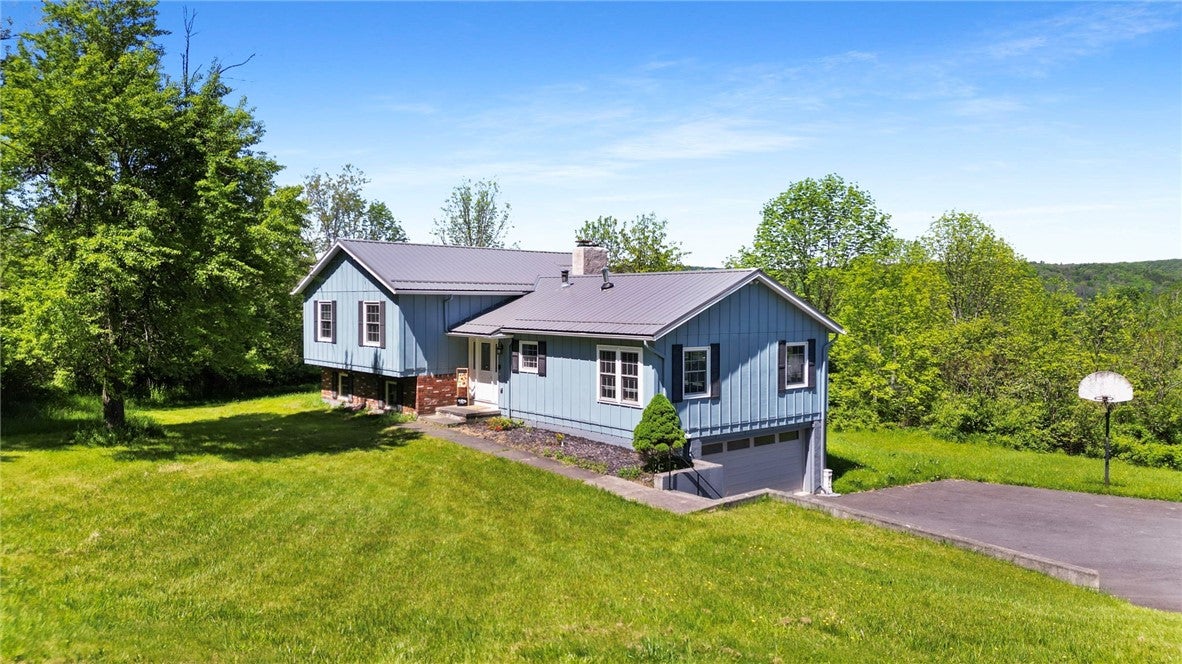 445 Dan Main Road — photo
