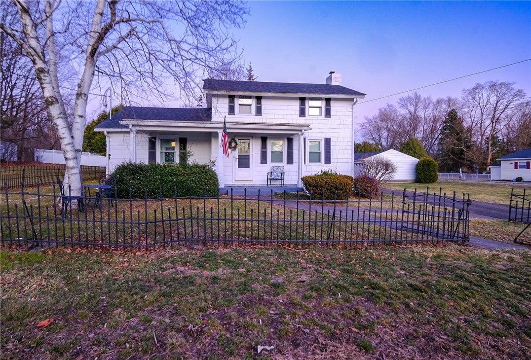 16 Coleman Avenue — photo