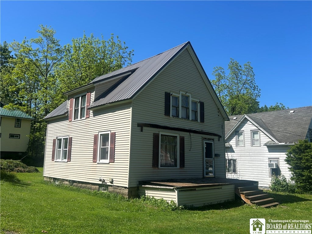 127 Main Street — photo